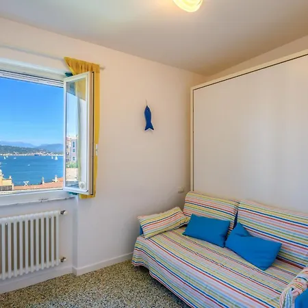 Nisida House 5 Terre 公寓