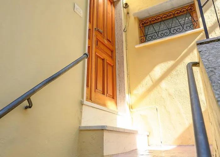 Nisida House 5 Terre Fezzano (Liguria)