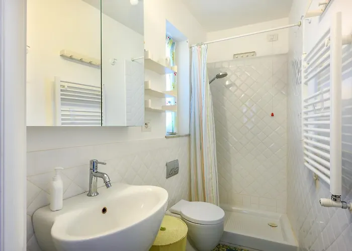 Nisida House 5 Terre Fezzano (Liguria)