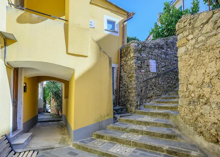 Nisida House 5 Terre Appartamento *