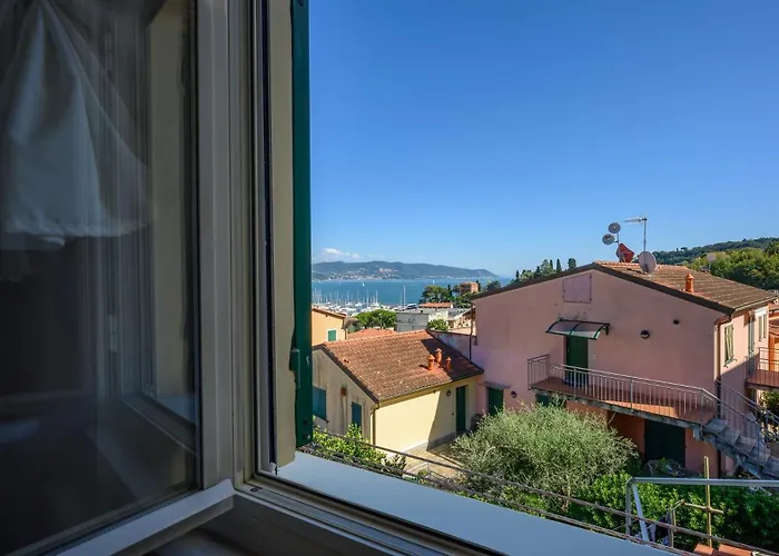 Appartamento Nisida House 5 Terre